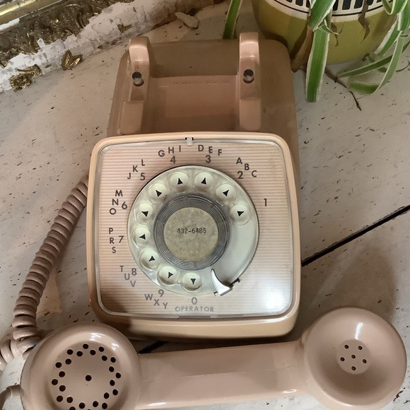 Vintage General Telephone Neutral Beige Telephone Phone - Picture 2 of 5